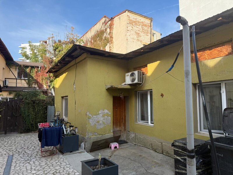 Cotroceni, casa zona exclusivista strada Zarii/langa Oficiul Postal!