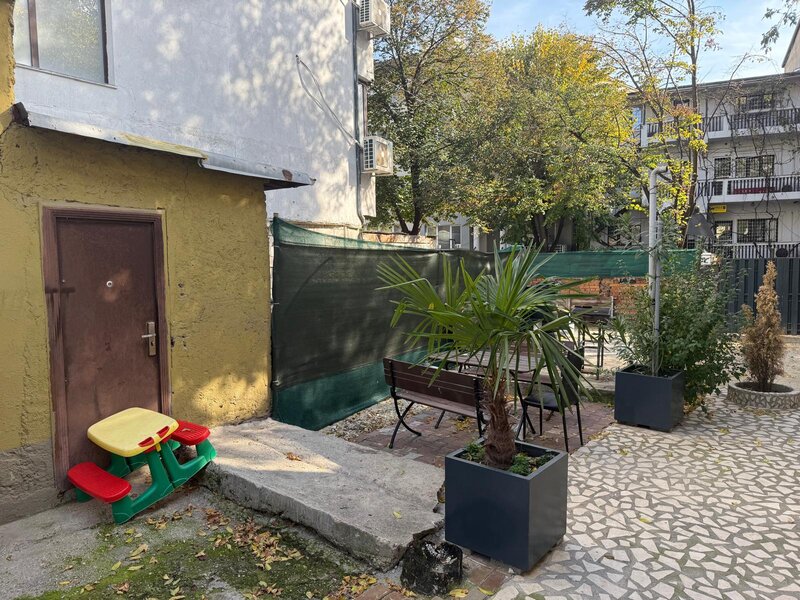 Cotroceni, casa zona exclusivista strada Zarii/langa Oficiul Postal!
