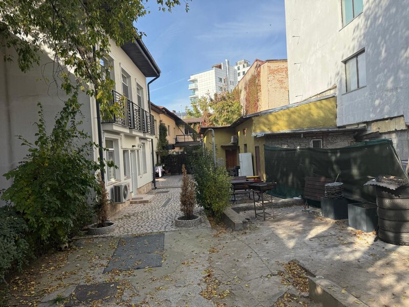 Cotroceni, casa zona exclusivista strada Zarii/langa Oficiul Postal!