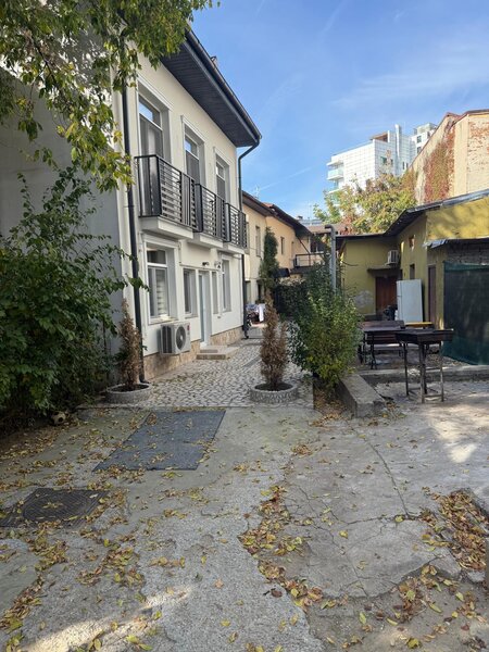 Cotroceni, casa zona exclusivista strada Zarii/langa Oficiul Postal!